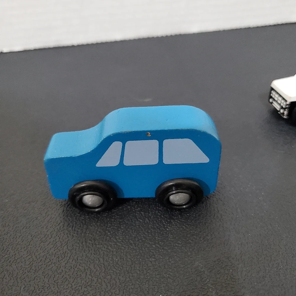 Wood Blue Van Car Truck & Police Car Toy figures rolling wheels play L👀K